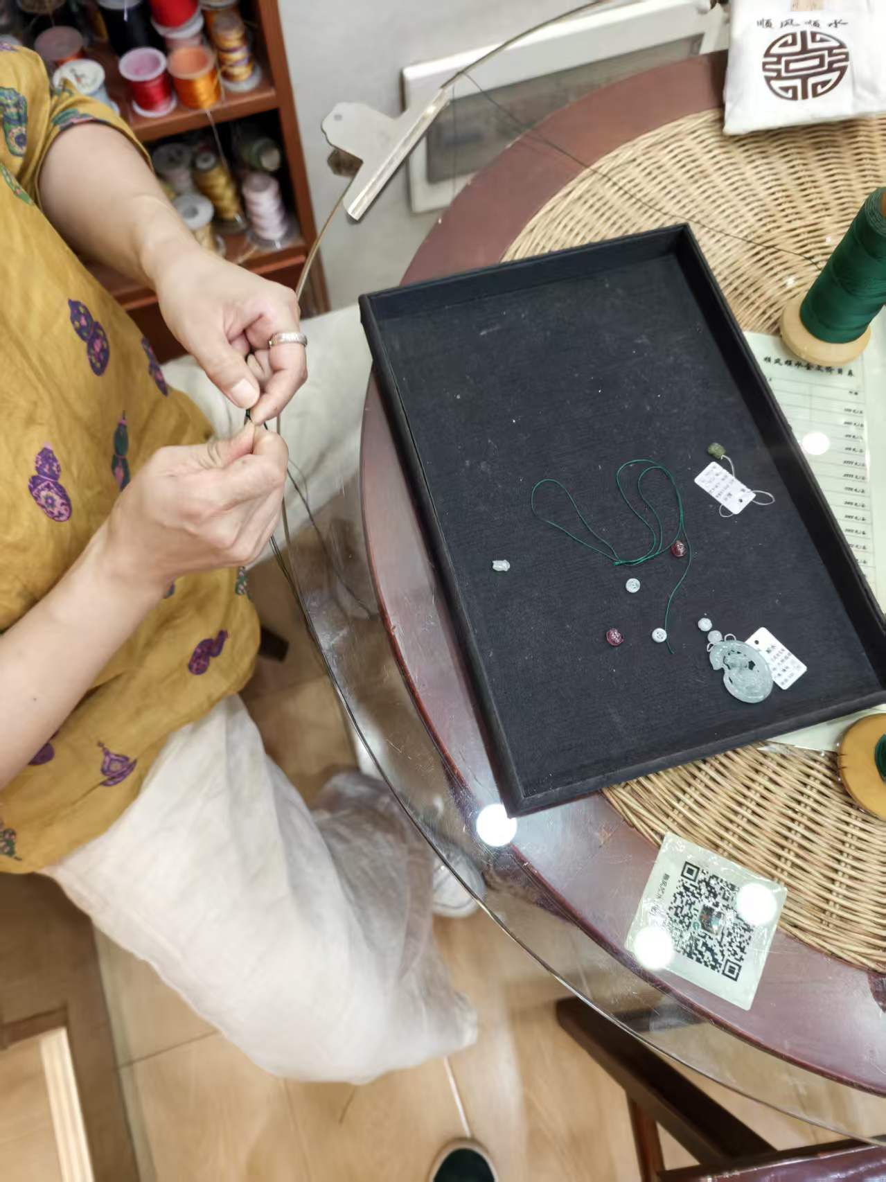 顺风顺水吉祥转运饰品现场编绳过程 1